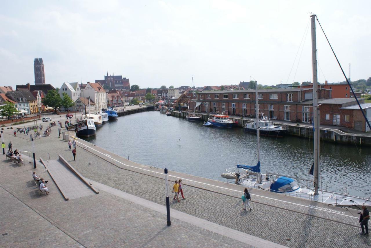 Kaikante Mit Meerblick, Balkon & Parkplatz Am Hafen - Abc155 By AbcWißmar Extérieur photo